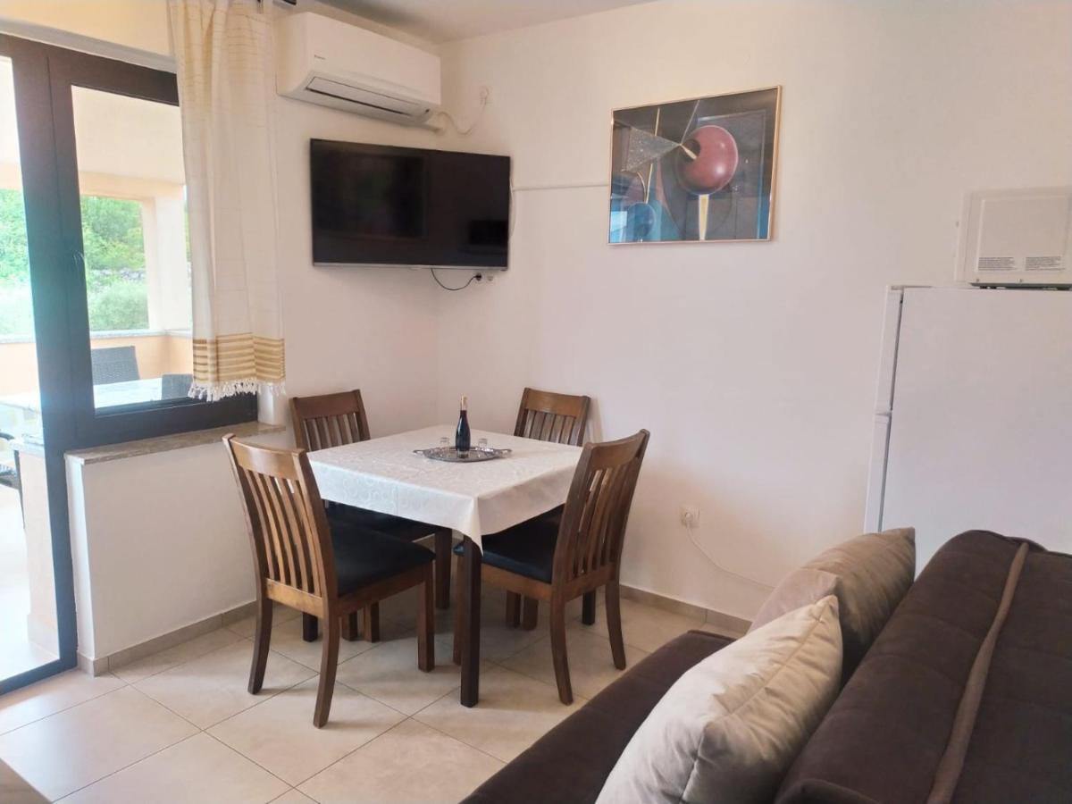 Rimbaldo Apartments คิร์ก ภายนอก รูปภาพ