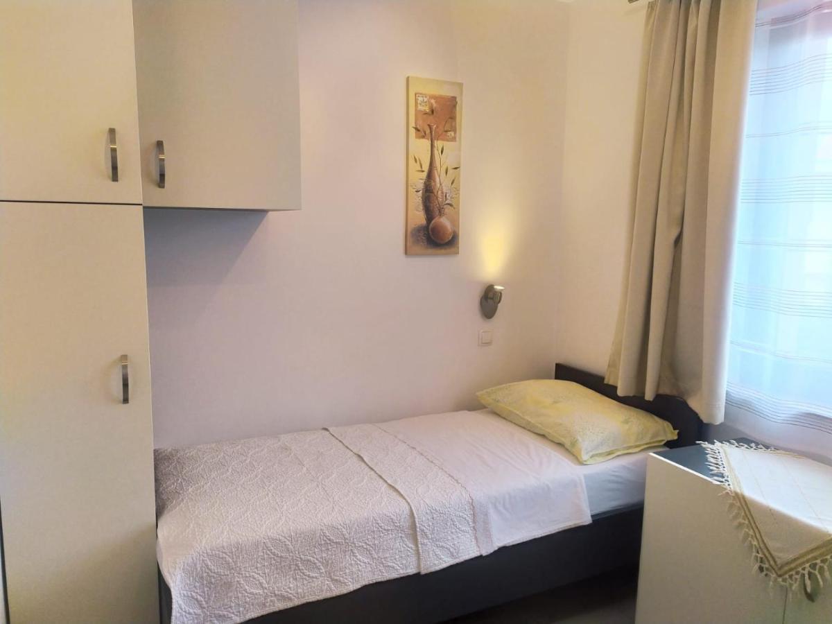 Rimbaldo Apartments คิร์ก ภายนอก รูปภาพ
