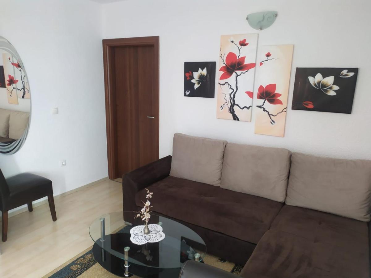 Rimbaldo Apartments คิร์ก ภายนอก รูปภาพ