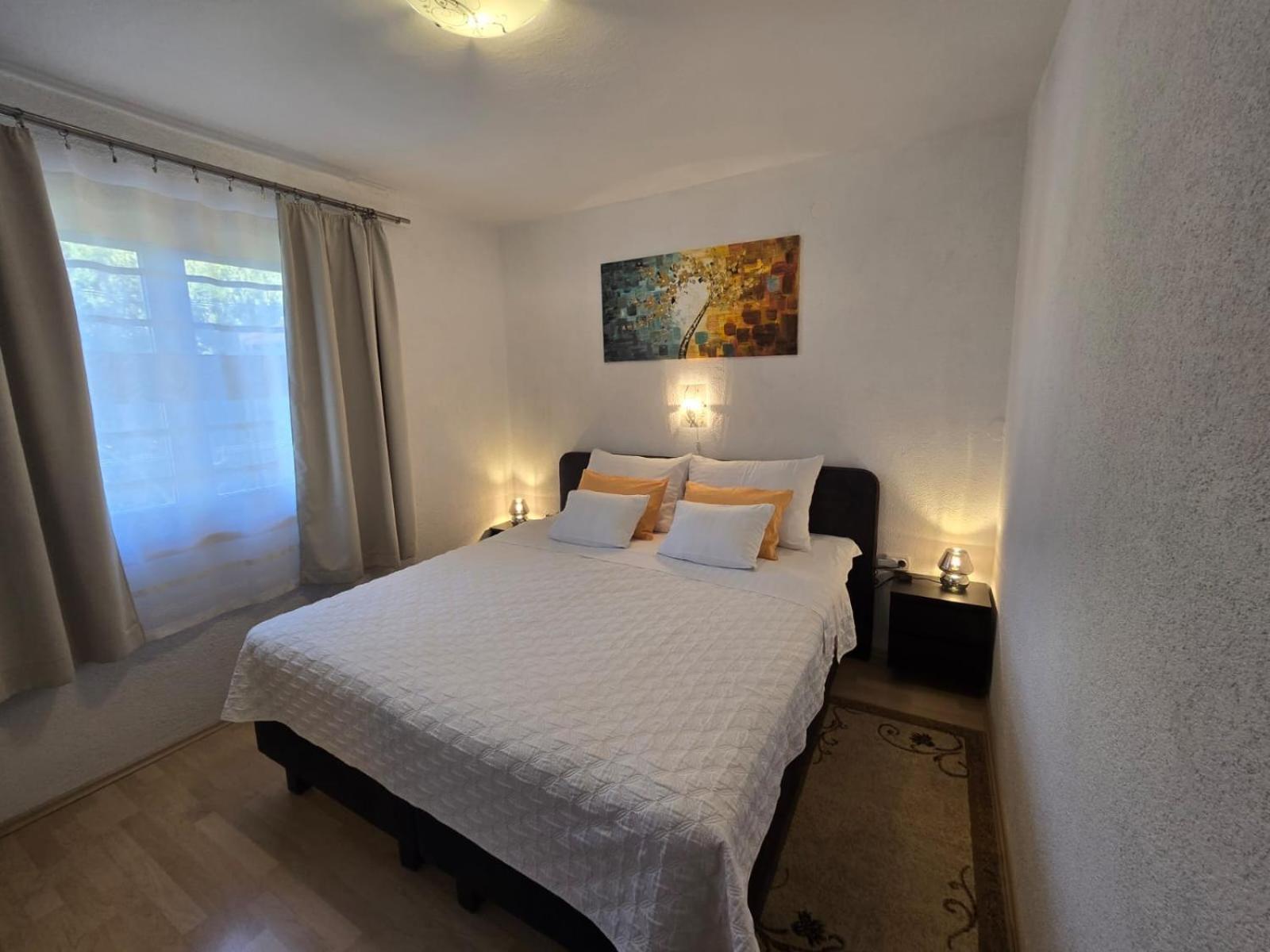 Rimbaldo Apartments คิร์ก ภายนอก รูปภาพ