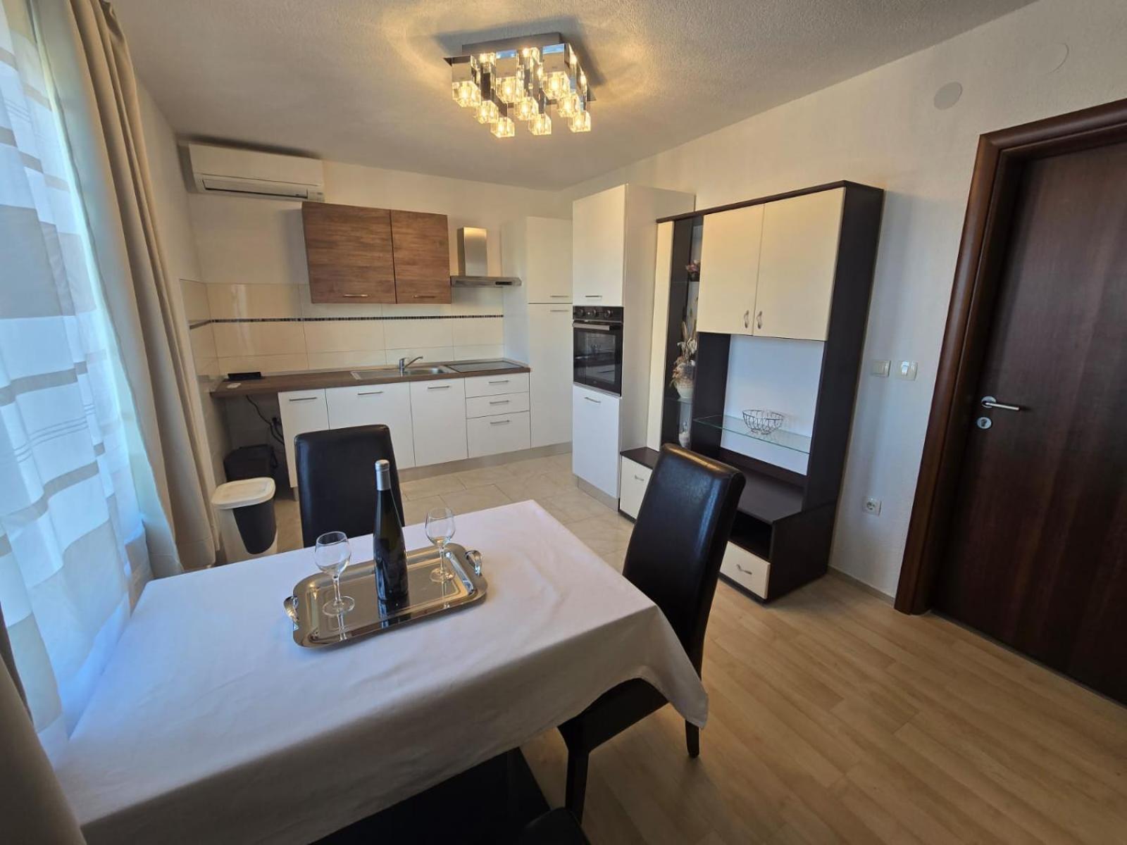 Rimbaldo Apartments คิร์ก ภายนอก รูปภาพ